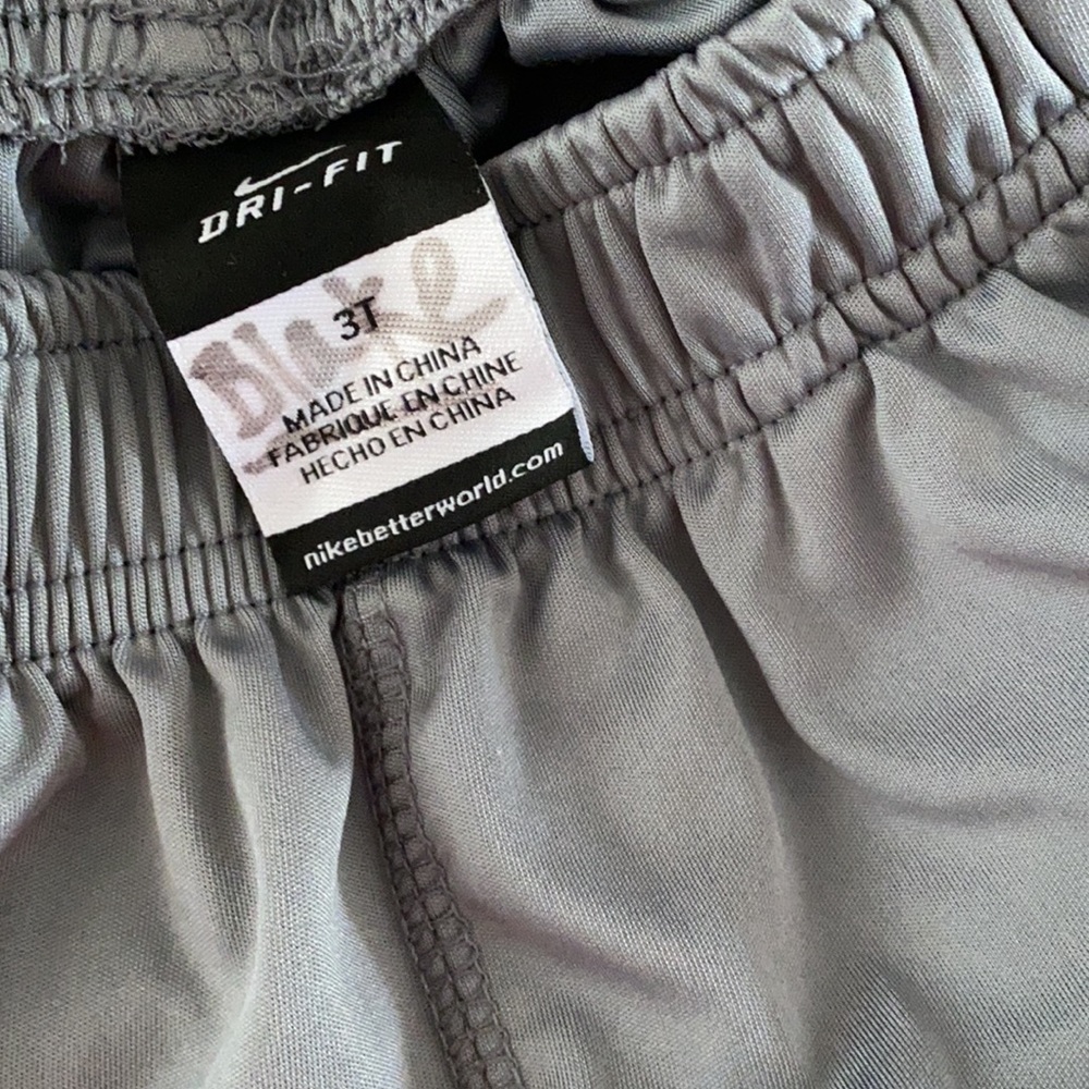 Nike Performance Shorts - Picture 5 of 5